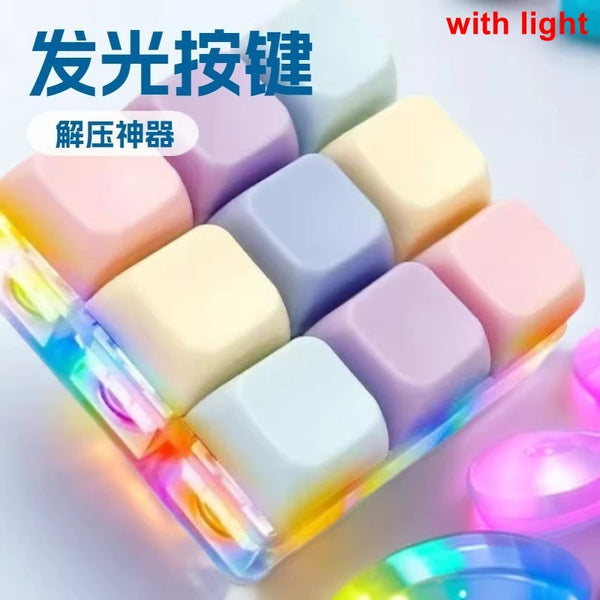 Decompression 4/9 Keyboard Keychain Anti Stress Relief Keyring Clicker Relief Button Pinch Tester Antistress Accessory