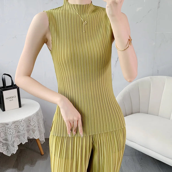 Miyake Pleated Elegant Fashion Temperament Solid Color Half High Neck Sleeveless Women's Vest 2023 Summer New Breathable Top